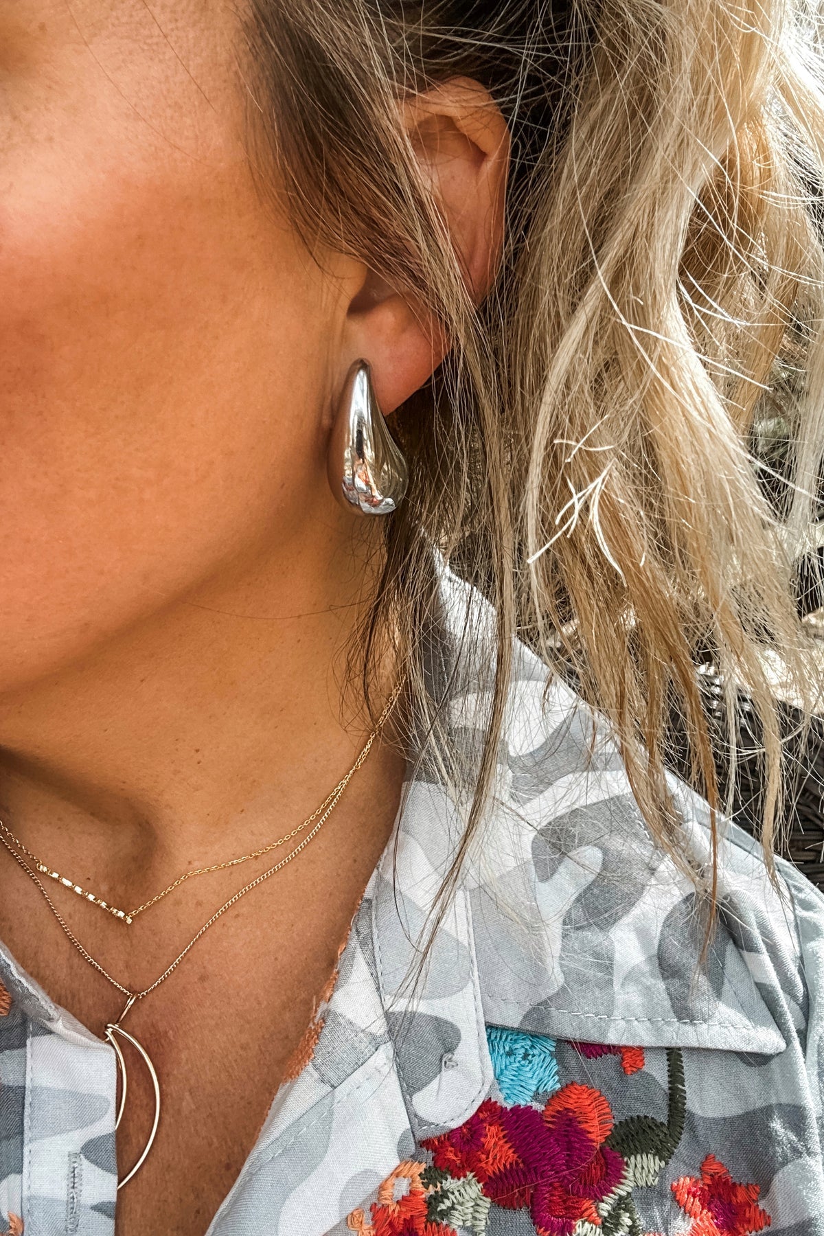 CLAIRE TEARDROP EARRINGS