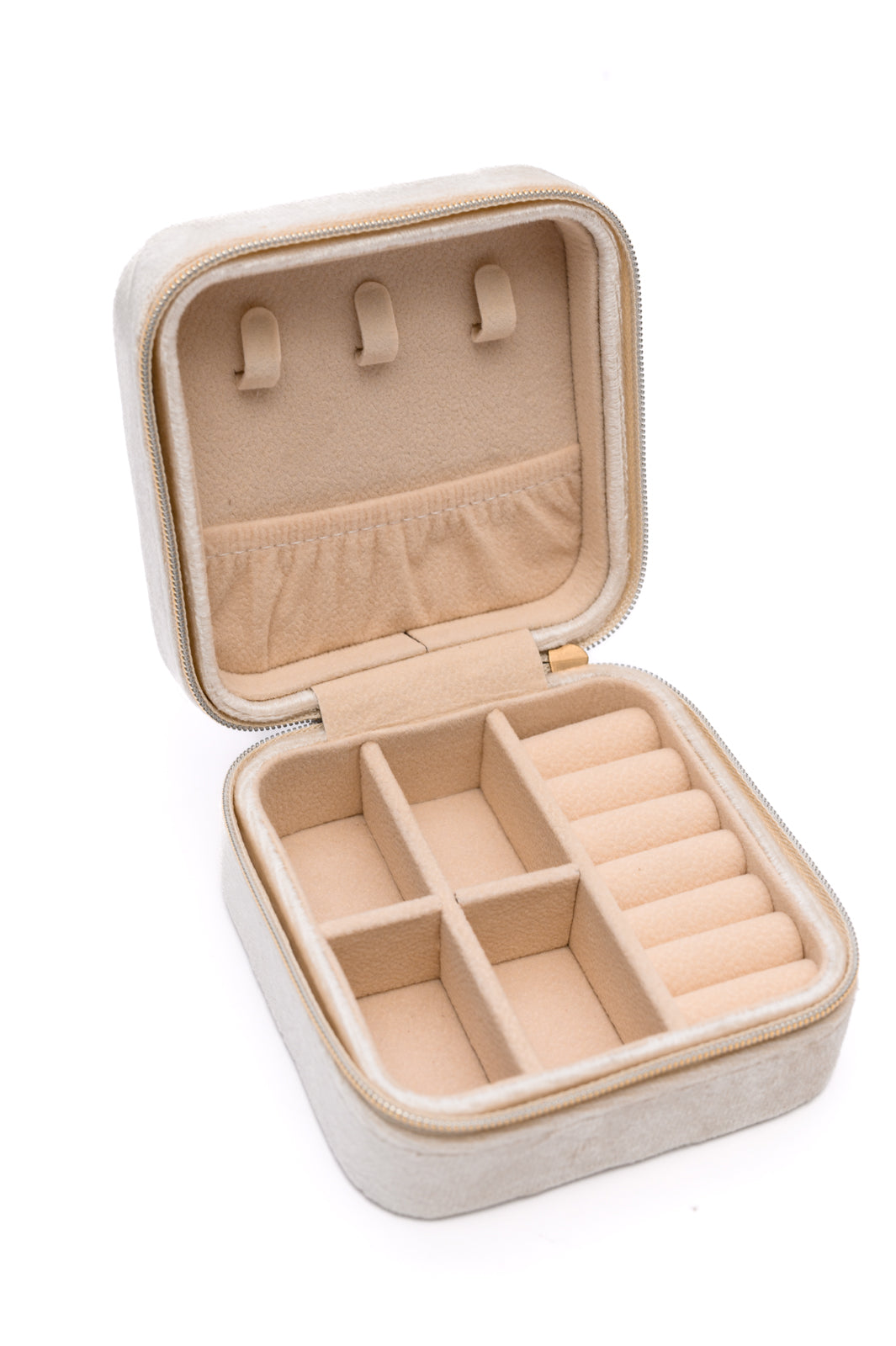 KEPT AND CARRIED VELVET JEWELRY BOX (IVORY)