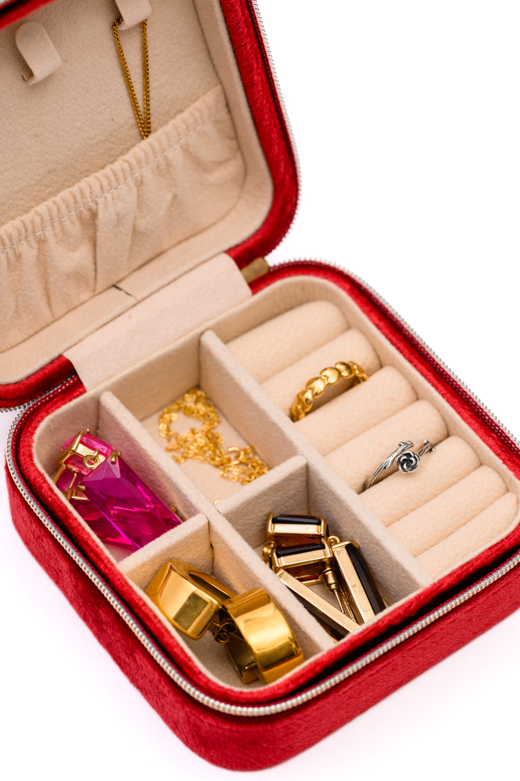 KEPT AND CARRIED JEWELRY BOX (RED)