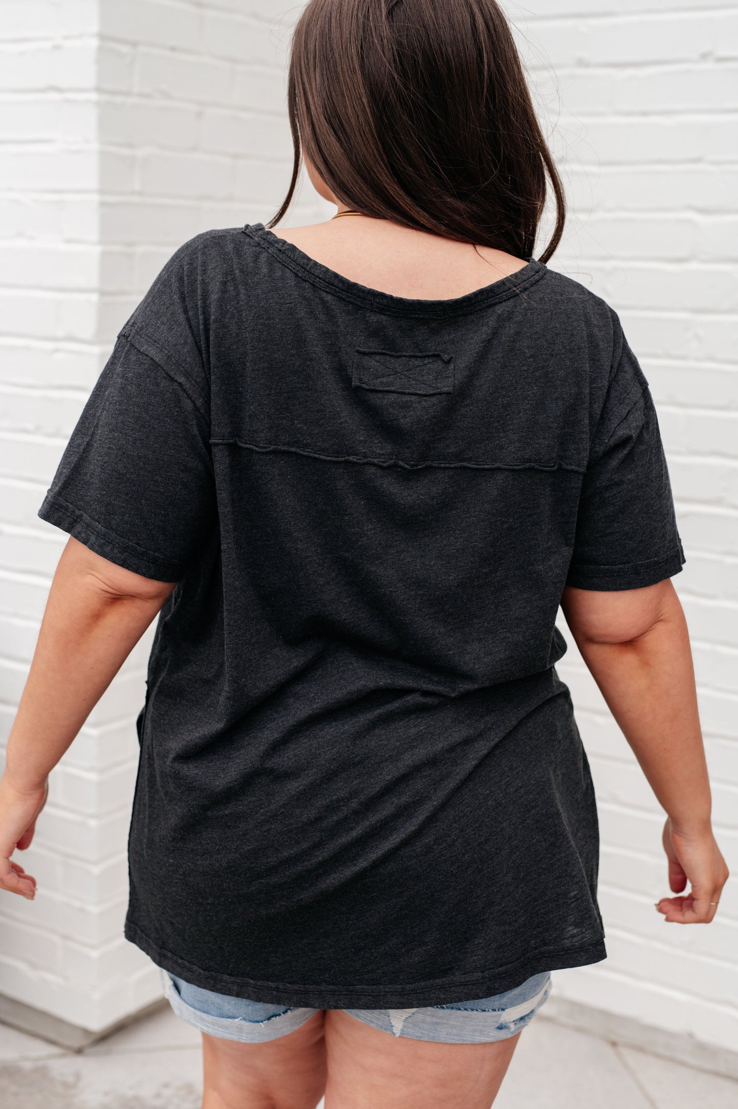 LET ME LIVE RELAXED TEE (BLACK)