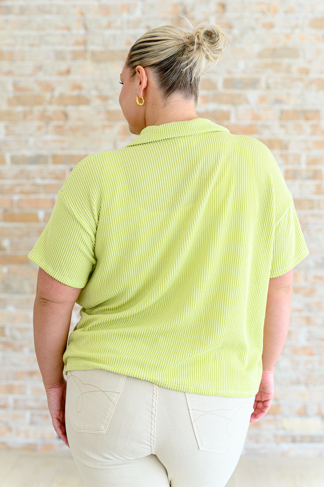 TWO'S COMPANY RIBBED BUTTON DOWN TOP