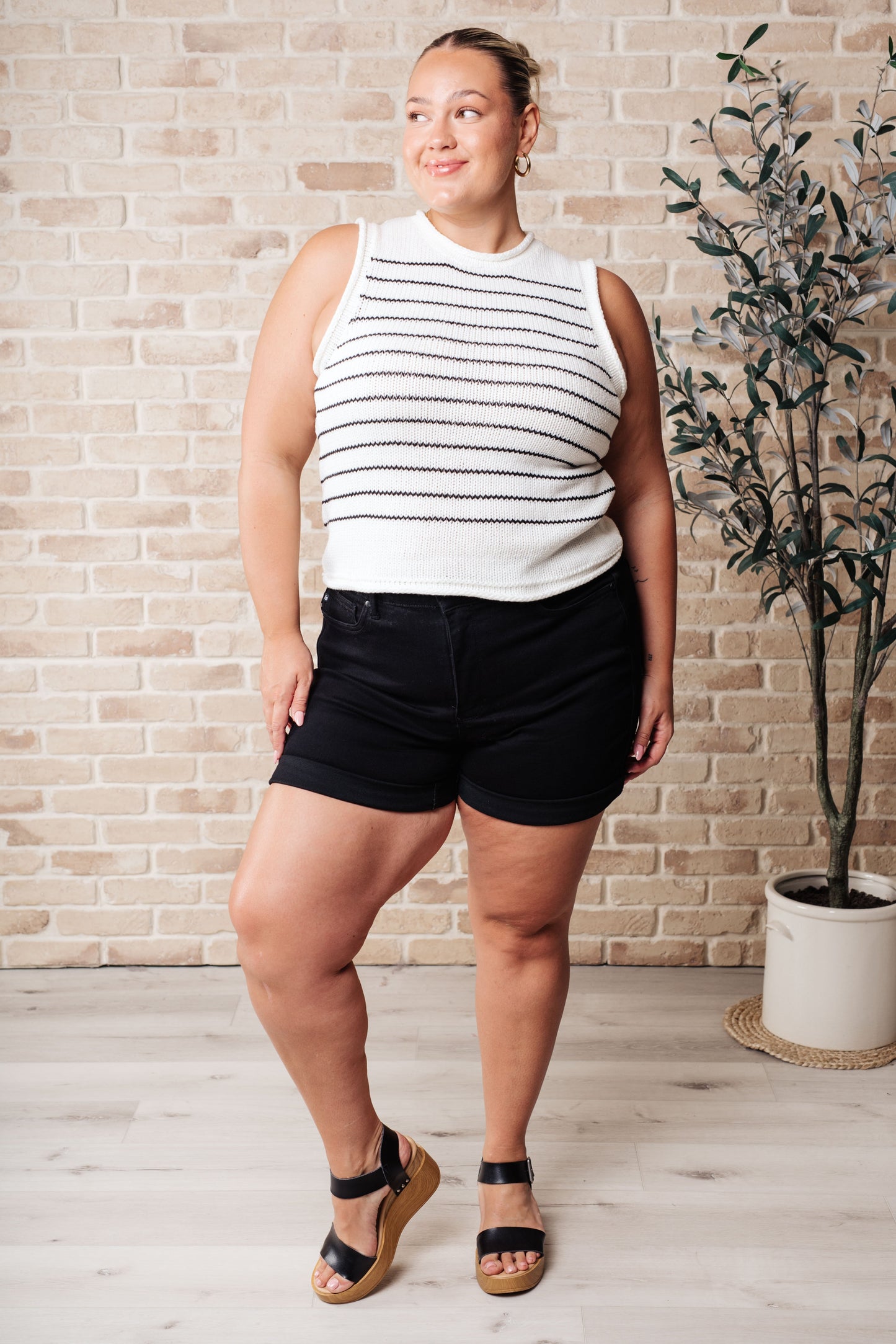 YACHT LIFE STRIPED KNIT TANK