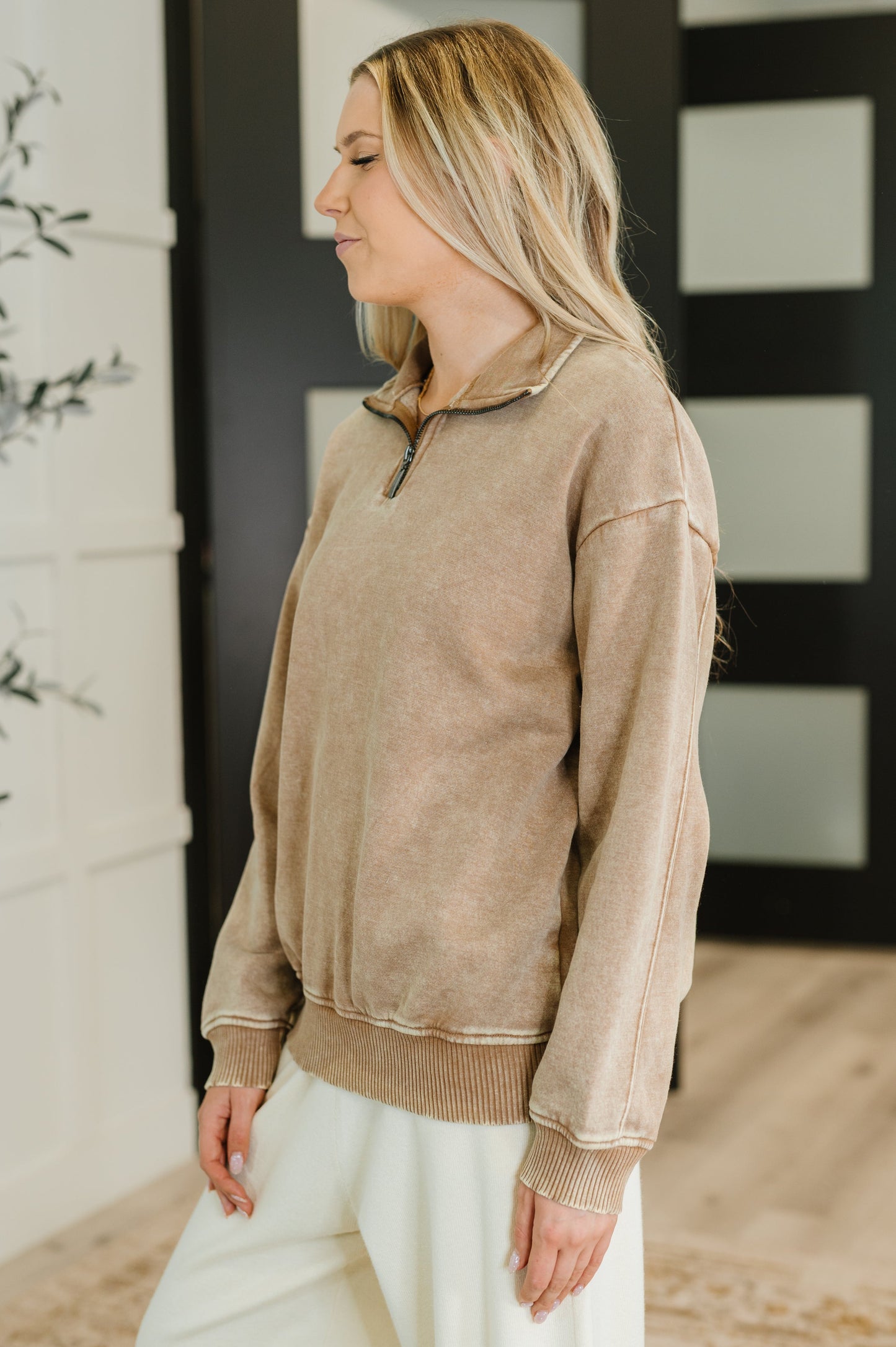 YOU SHOULD KNOW PULLOVER (DEEP CAMEL)
