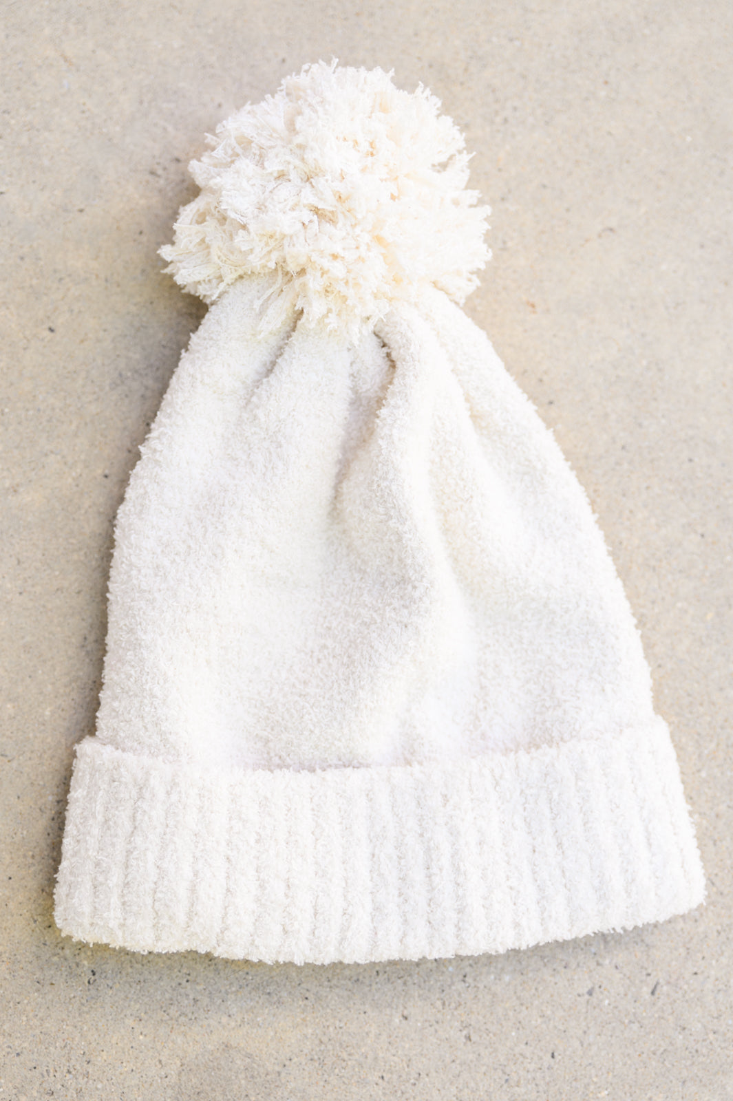 SLOUCHY IVORY BEANIE