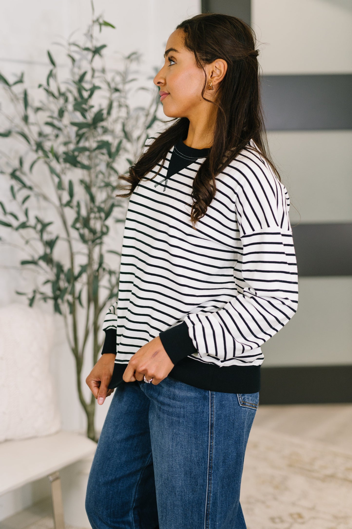 ALMOST THERAPEUTIC PULLOVER (BLACK + WHITE)