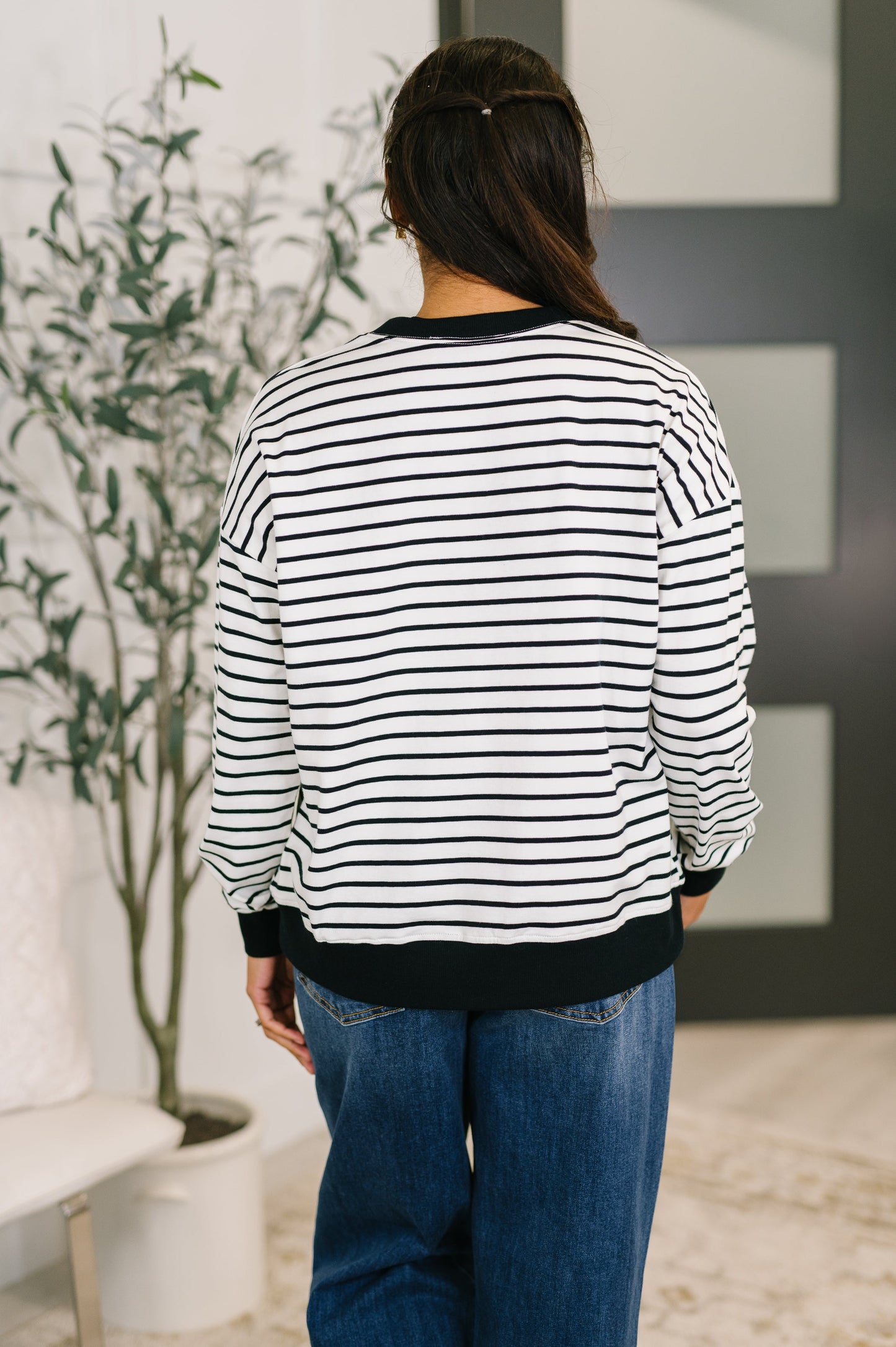 ALMOST THERAPEUTIC PULLOVER (BLACK + WHITE)