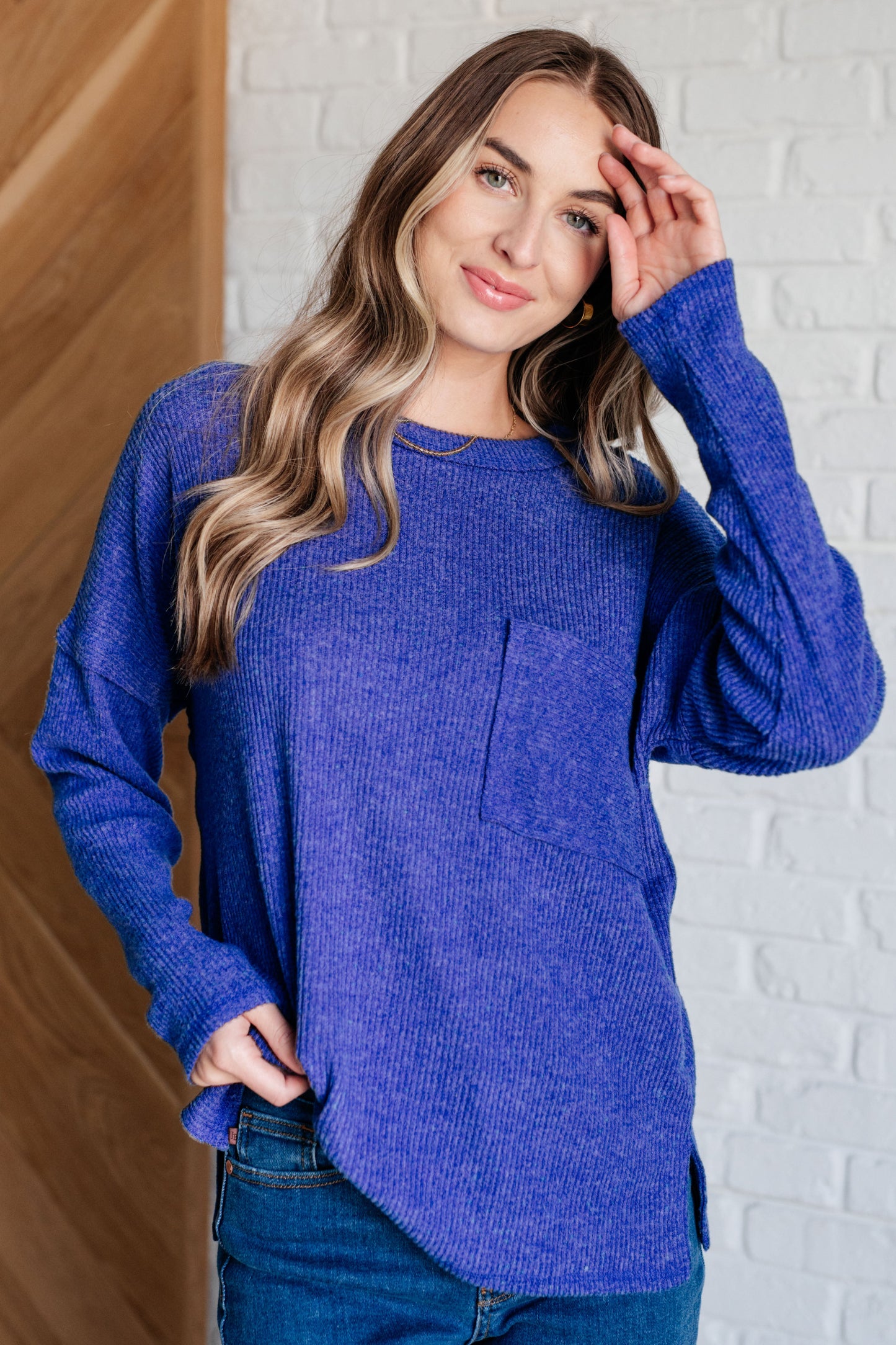 CASUAL TUESDAY LIGHTWEIGHT SWEATER (BLUE)