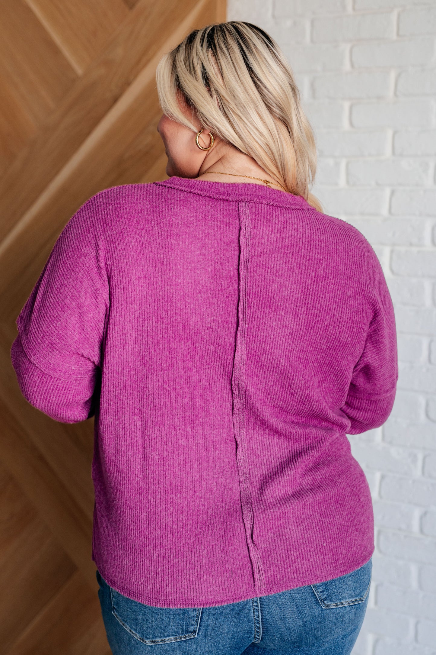 CASUAL TUESDAY LIGHTWEIGHT SWEATER (PLUM)