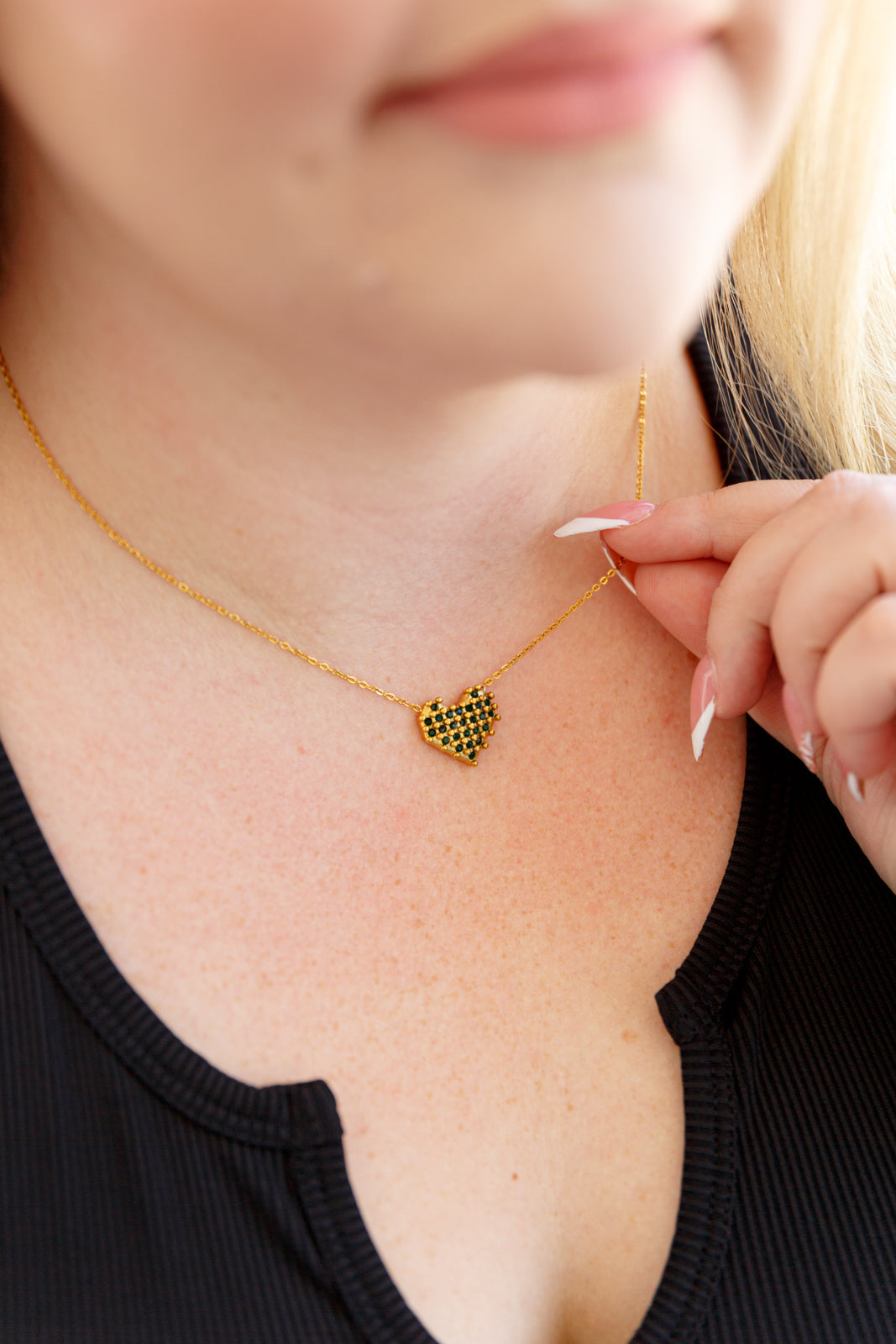 CHECKERED HEART NECKLACE