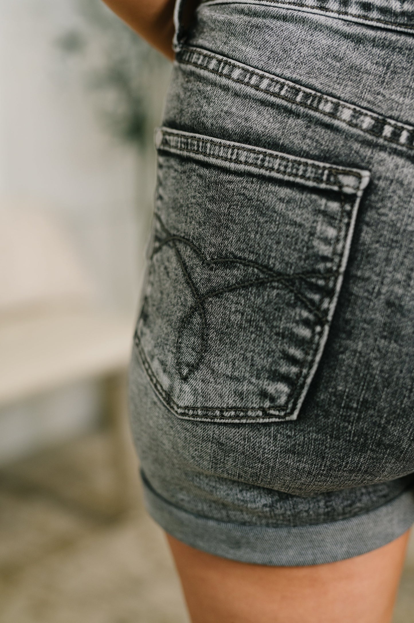 GREYSON HIGH RISE SHORTS