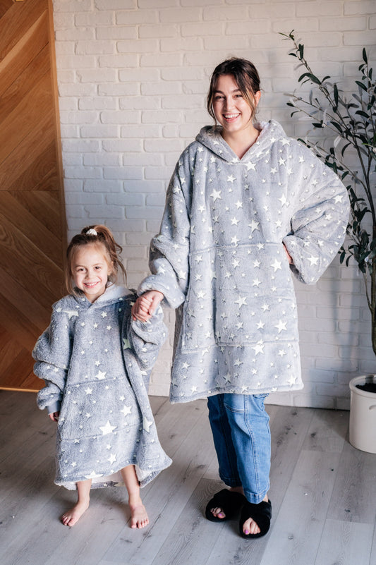 ADULT OVERSIZED BLANKET HOODIE (GREY STARS)