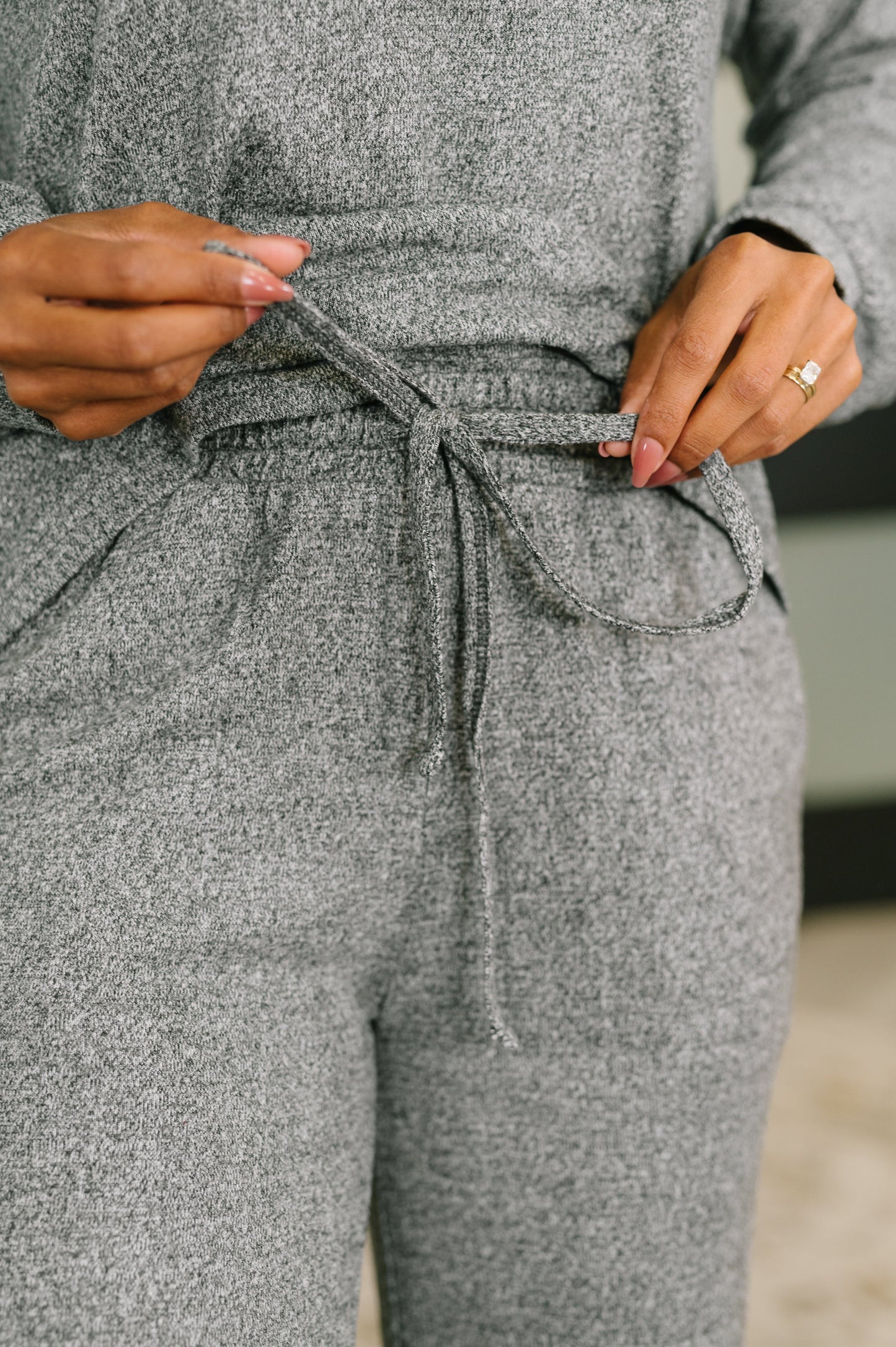 SEASONAL SNOOZE LOUNGE SET (GRAY)