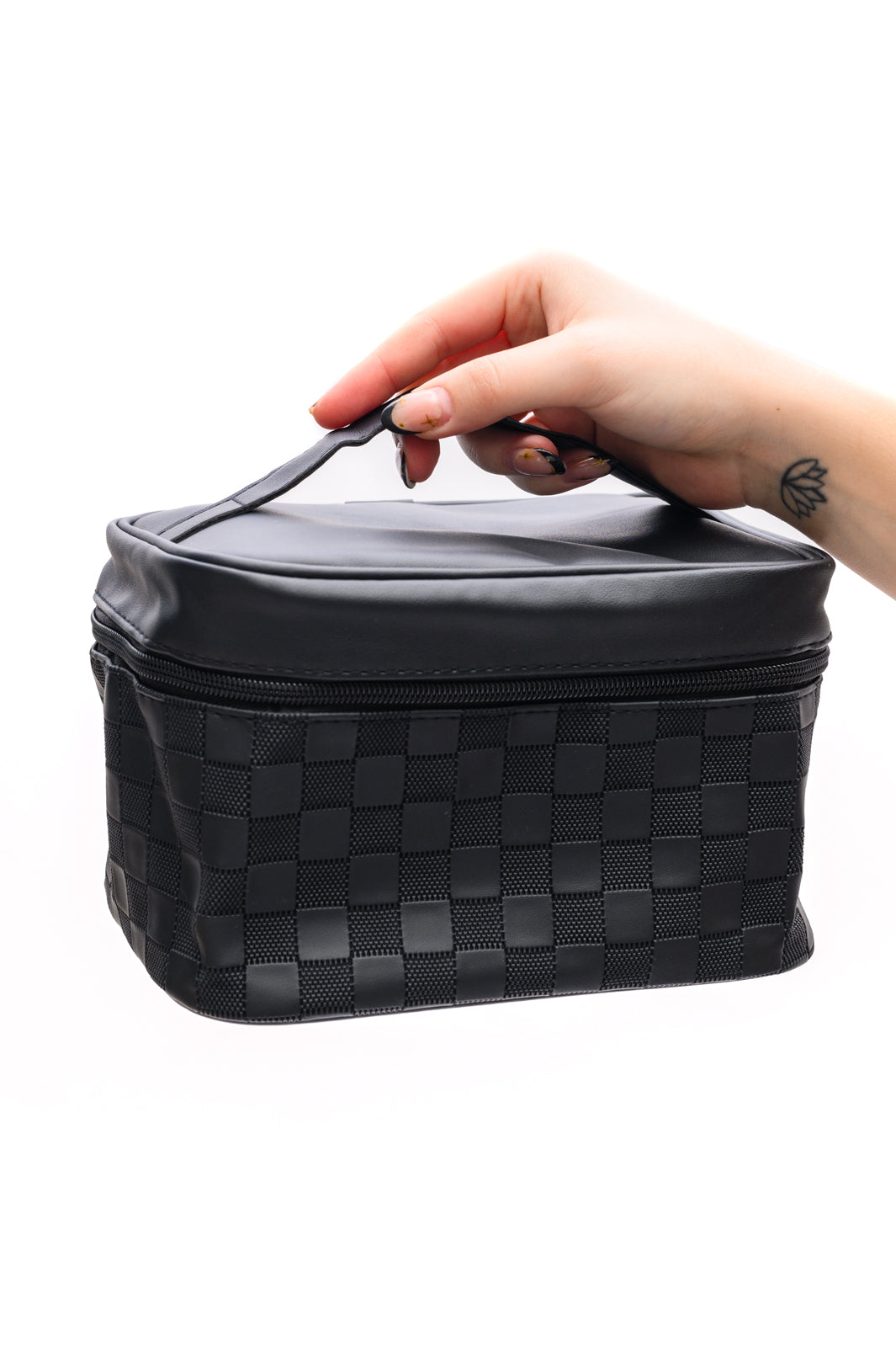 SUBTLY CHECKED COSMETIC BAG SET (BLACK)