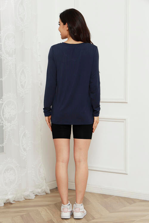 BASIC V-NECK LONG SLEEVE TOP